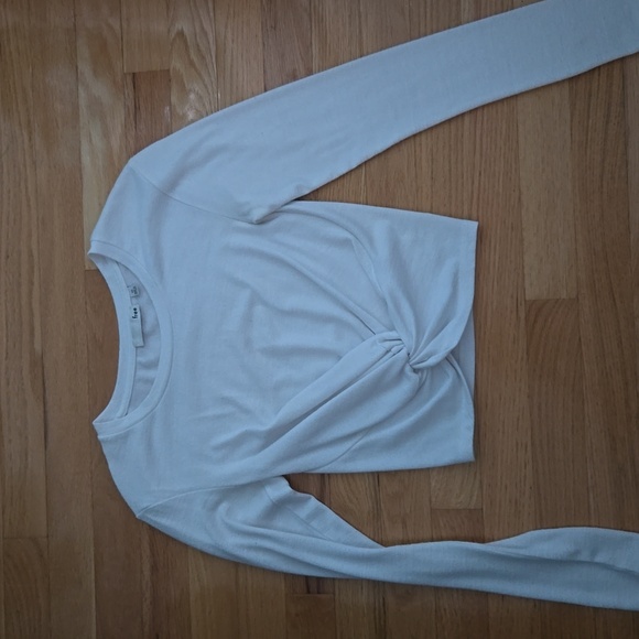 Aritzia Knit Shirt - Picture 1 of 2